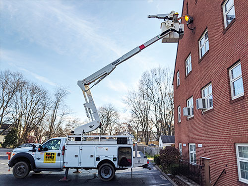 Commercial Electrician